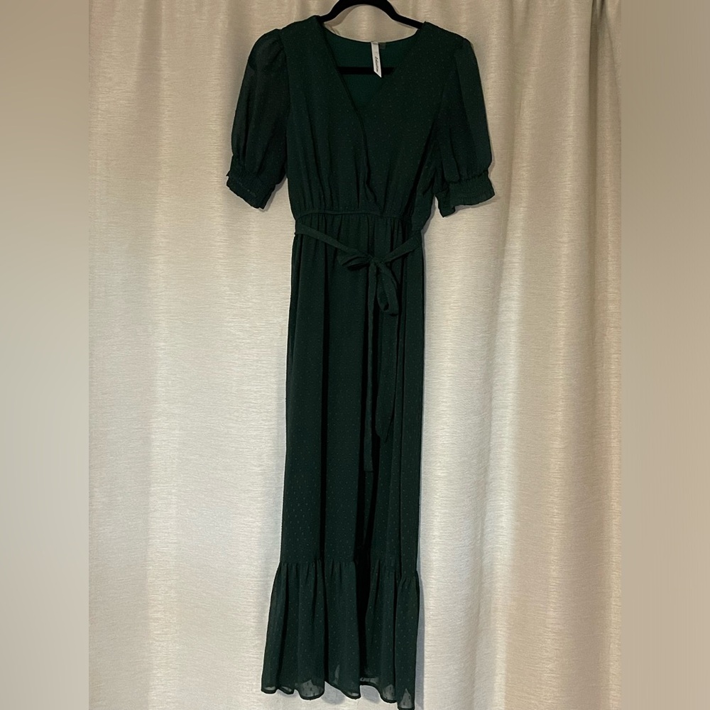 Elegant Green Maxi Dress